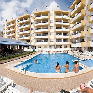 https://apartamentos-mira-mola.balearic-islands.net